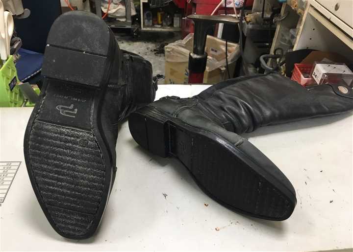 乗馬靴のオールソールの貼替え修理、1