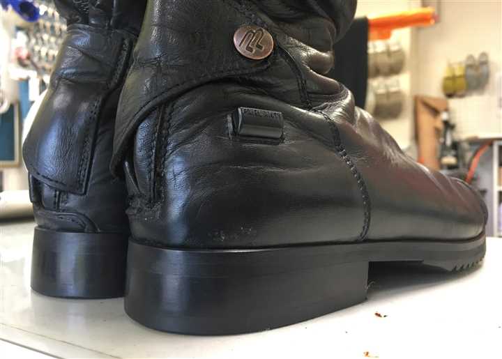 乗馬靴のオールソールの貼替え修理、6