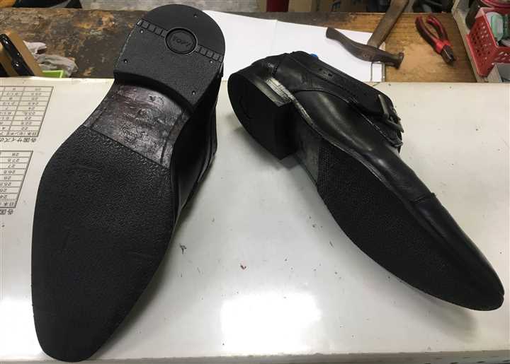 紳士靴の底の修理、2