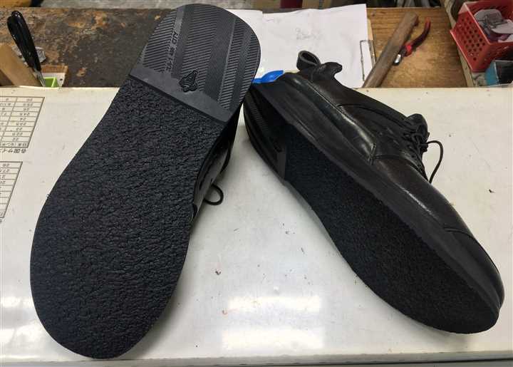革靴のソールゴム貼替え修理、3